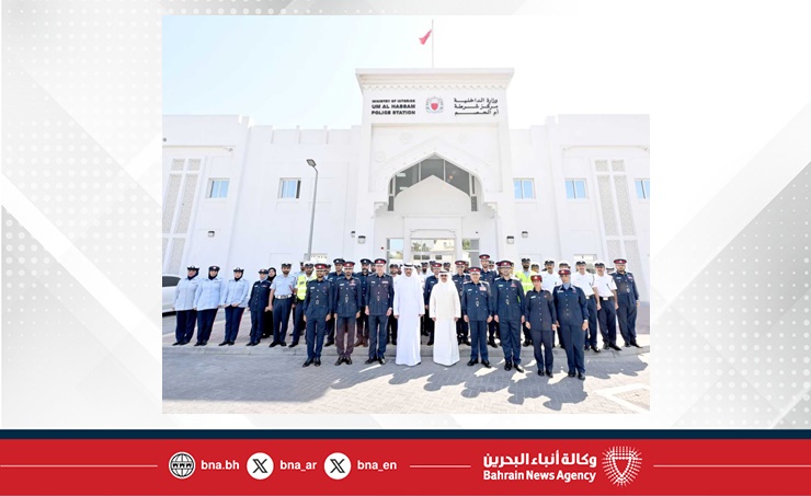 إنجاز الخدمات إلكترونيا ويضم عددا من الدوريات الأمنية الذكية.. وزير الداخلية يفتتح مركز شرطة أم الحصم الجديد في إطار تحويل مراكز الشرطة إلى مراكز خدمة متكاملة